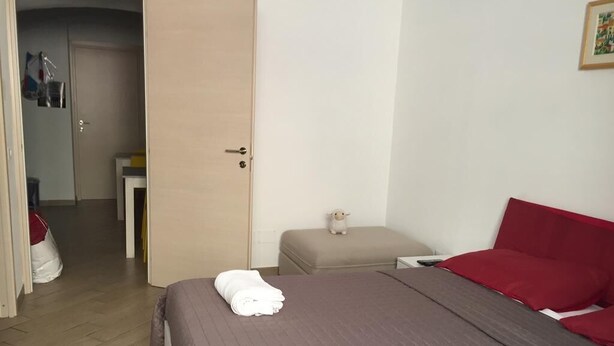 Unclassified image, 1 of 1, button - Margherita Queen Home (Castellammare di Stabia)
