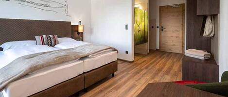 1 slaapkamer, een bureau, wifi