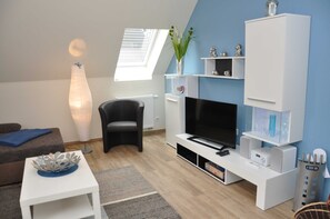 Télévision, cheminée