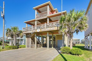 Exterior - Steps to Crystal Beach: Gem w/ Ocean-View Deck! (Crystal Beach)