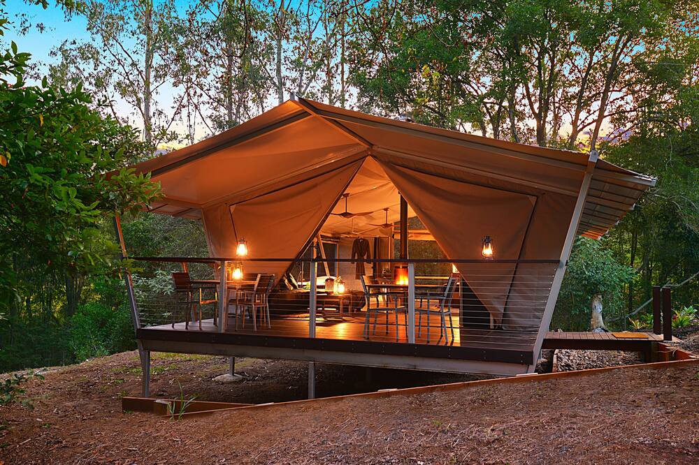 Starry Nights Luxury Camping - OPENING SPECIAL