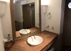 Bathroom - Comfortable Apartment a few Blocks From Los Muertos Beach, in the Romantic Zone (Puerto Vallarta)
