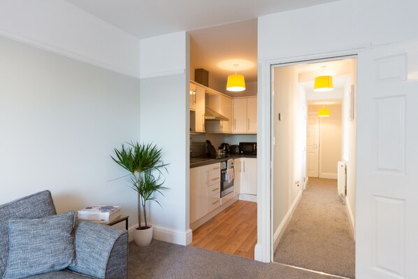 Interior - Bright Newly Refurbished Hoe Hideaway (Professionally Cleaned/Sanitised) (Plymouth)