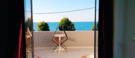 Studio, Pool View | Balcony