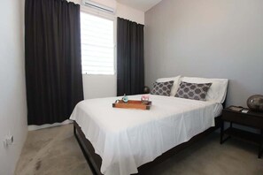1 Schlafzimmer, Schreibtisch, Bügeleisen/Bügelbrett, kostenloses WLAN