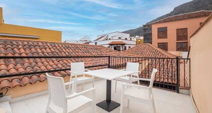 Holiday Home near the beach "Casa Tradicional D" with Roof Terrace