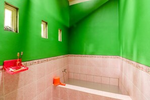 Bathroom - Mutiara Guesthouse (Kalirejo)