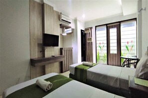 Habitación, cocineta (Sweet Room) | Espacio para trabajar con laptop y wifi gratis 