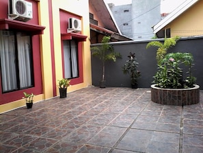 Terrace/patio - Wisma Mutiara (Makassar)