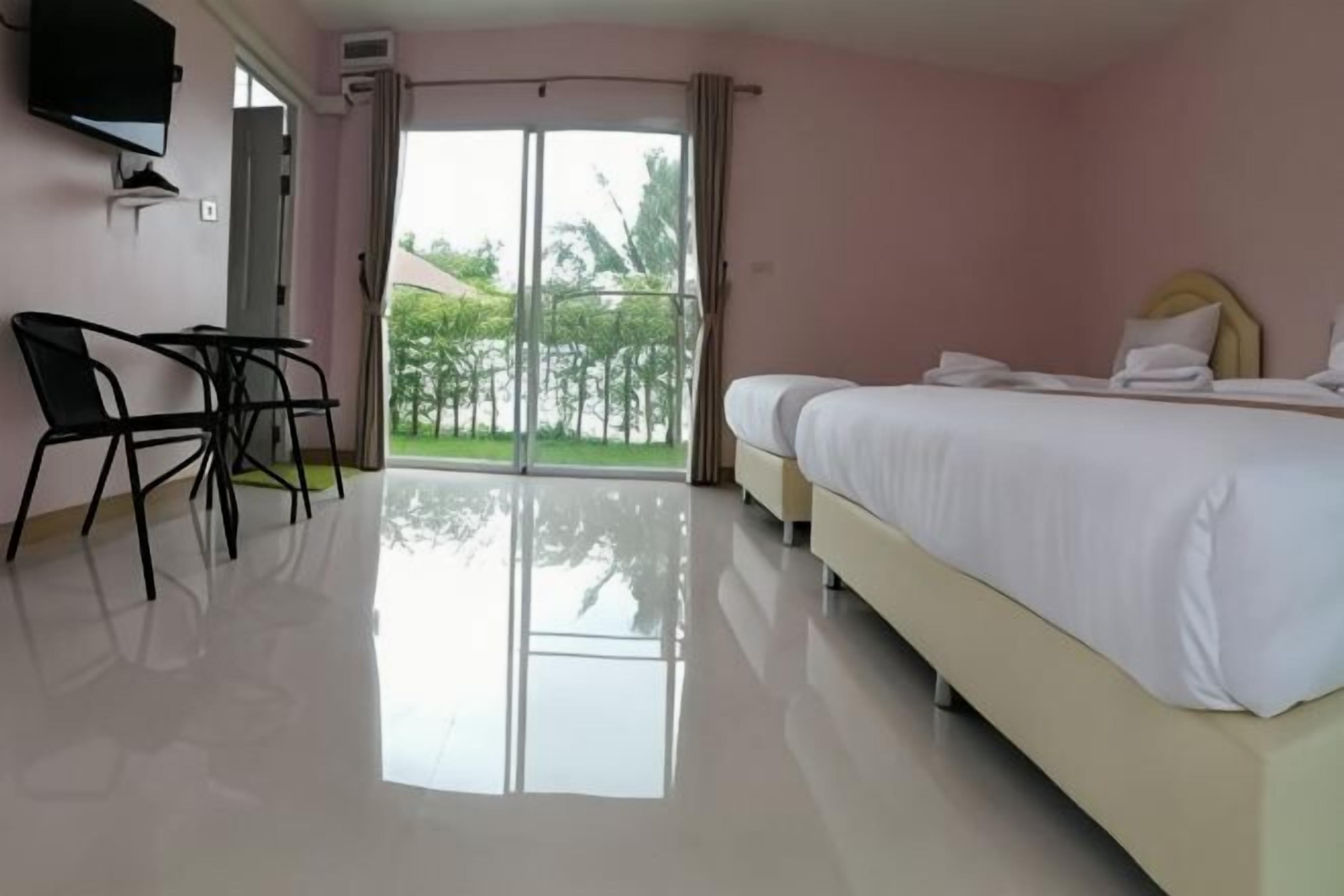 책상, 무료 WiFi, 침대 시트