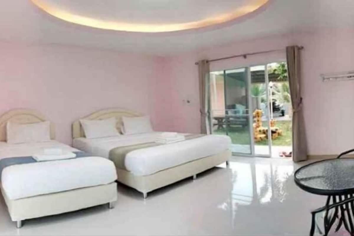 Desk, free WiFi, bed sheets