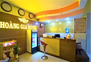 Reception - Kachiusa 2 Hotel (Ho Chi Minh City)