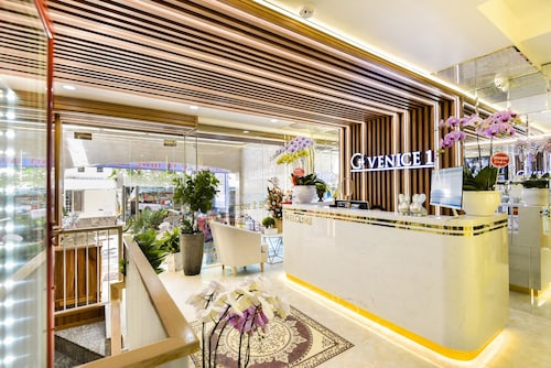 Venice 1 Hotel