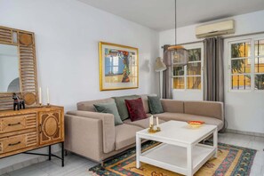 Smart TV, offices - Panoramic terrace w/pool by Costarentals - Ref 148 (Fuengirola)