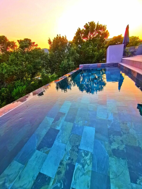 Piscine extérieure