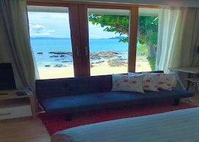Superior Seaview | Escritorio y espacio para trabajar con un portátil