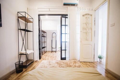 Bonhomie Hygge Apartment 3 bedrooms 5mins to Hoa / Hoan Kiem Hanoi