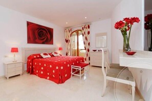 3 soverom, strykejern/-brett, wi-fi og sengetøy