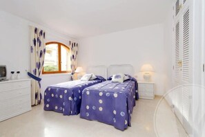 3 Schlafzimmer, Bügeleisen/Bügelbrett, WLAN, Bettwäsche
