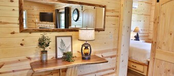 NEW Waterview Lodge Suite in Ohio's Amish Country
