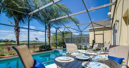 Lovely 5 Bed Home with Lake View and Private Pool