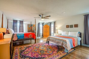 4 bedrooms, iron/ironing board, WiFi, bed sheets
