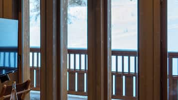 Superior Suite, Mezzanine | Individually decorated, individually furnished, desk, soundproofing