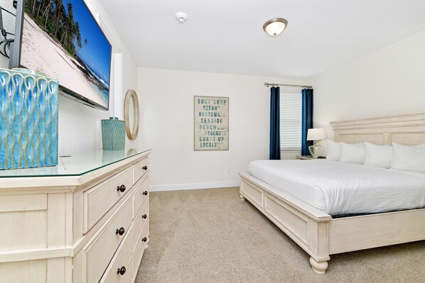 9 bedrooms, in-room safe, iron/ironing board, free WiFi