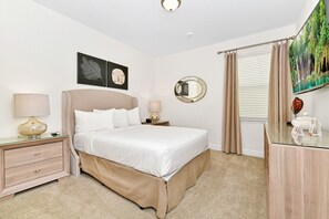 9 bedrooms, in-room safe, iron/ironing board, free WiFi