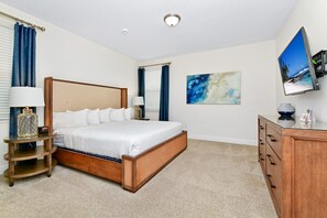 9 bedrooms, in-room safe, iron/ironing board, free WiFi