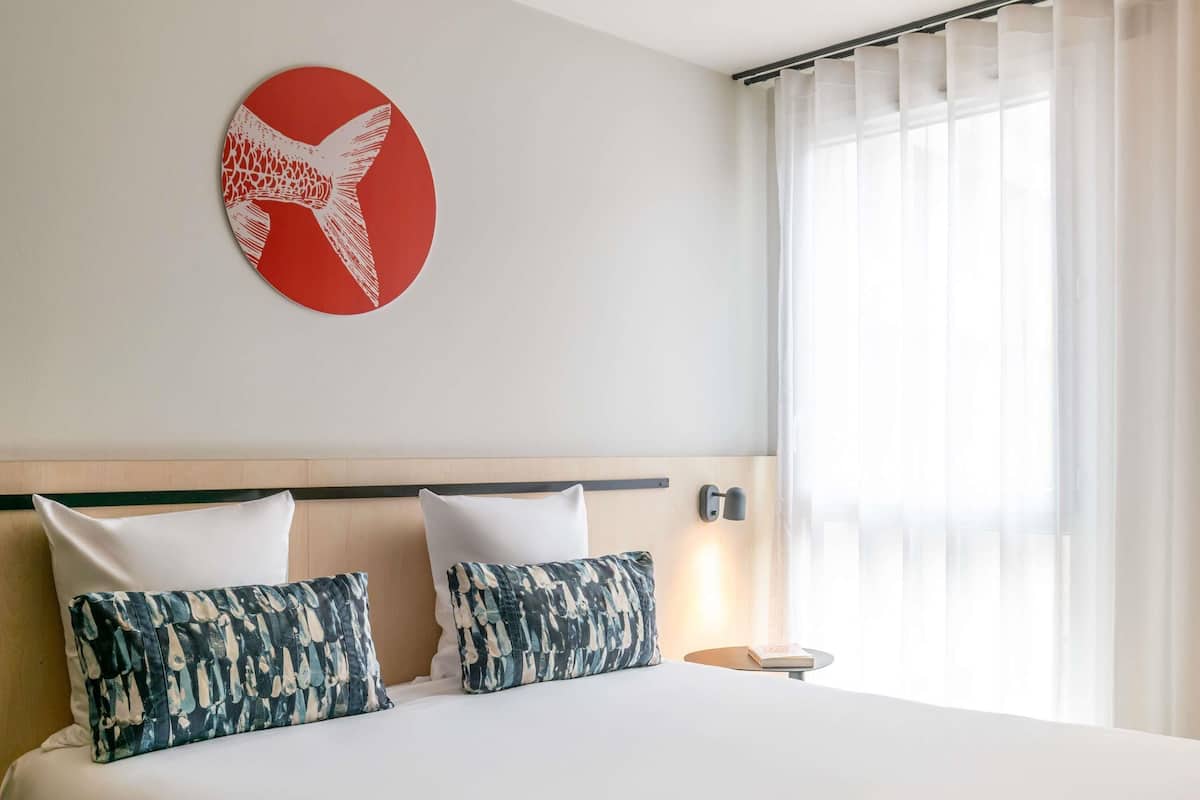 Ropa de cama de alta calidad y minibar