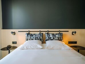 Standard Room, 1 Double Bed, Lake View | Premium bedding, minibar, in-room safe, individually decorated - ibis Styles Bordeaux Lac Bruges (Ouverture Novembre 2025) (Bruges)