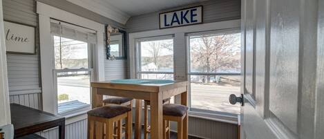 تناول الطعام