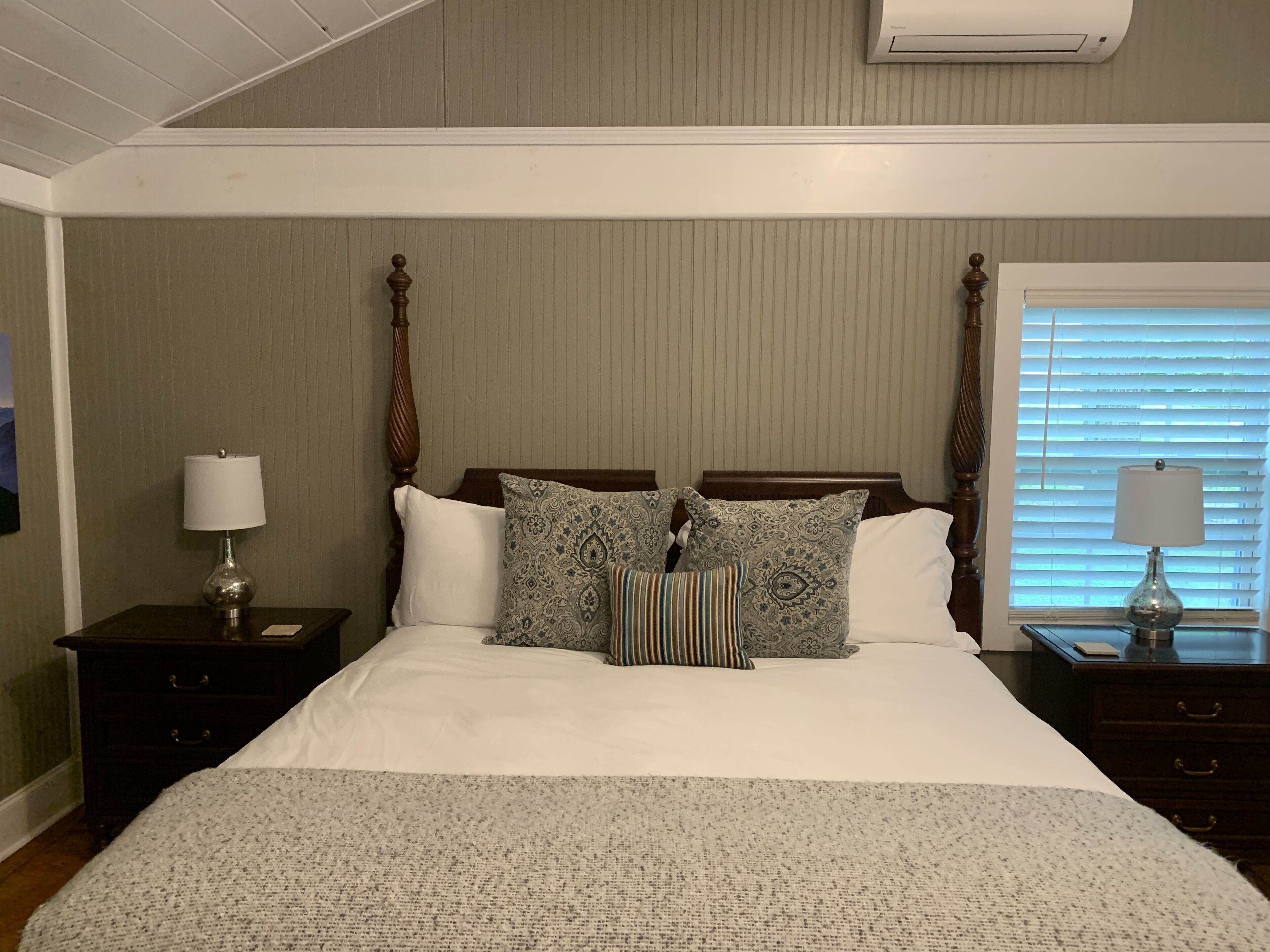 1 habitación, escritorio, wifi gratis y ropa de cama 