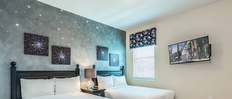 8 soverom, safe på rommet, strykejern/-brett og wi-fi (inkludert)