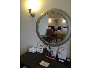 1 多间卧室、办公桌、熨斗/熨衣板、免费 WiFi