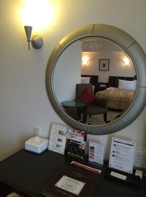 1 bedroom, desk, iron/ironing board, free WiFi - Twin room Nonsmoking Spacious 30 sqm With bre / Naha Okinawa (Naha)