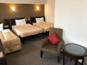 1 bedroom, desk, iron/ironing board, free WiFi