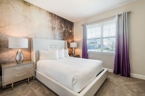 5 slaapkamers, een strijkplank/strijkijzer, gratis wifi, beddengoed