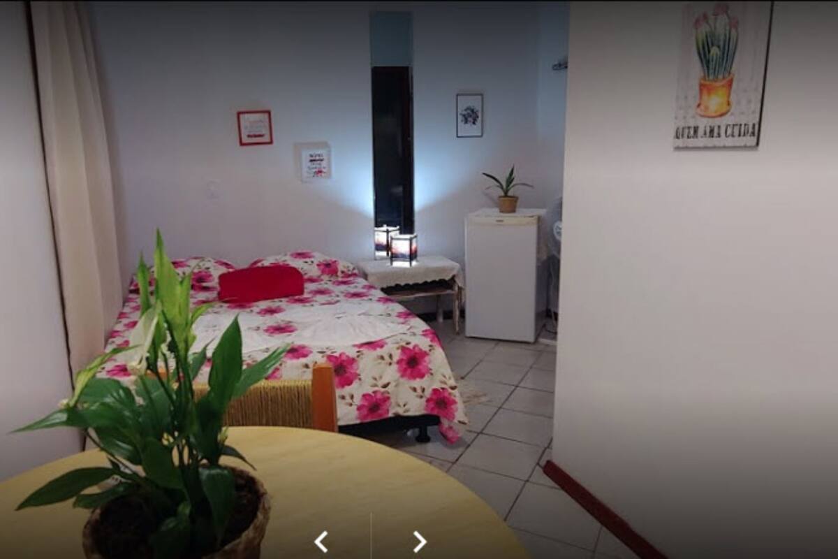 Ferros/tábuas de passar roupa, Wi-Fi de cortesia, roupa de cama