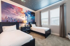 11 chambres, coffres-forts dans les chambres, fer et planche à repasser