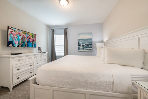 6 bedrooms, in-room safe, iron/ironing board, free WiFi