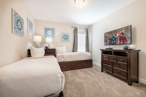 6 bedrooms, in-room safe, iron/ironing board, free WiFi