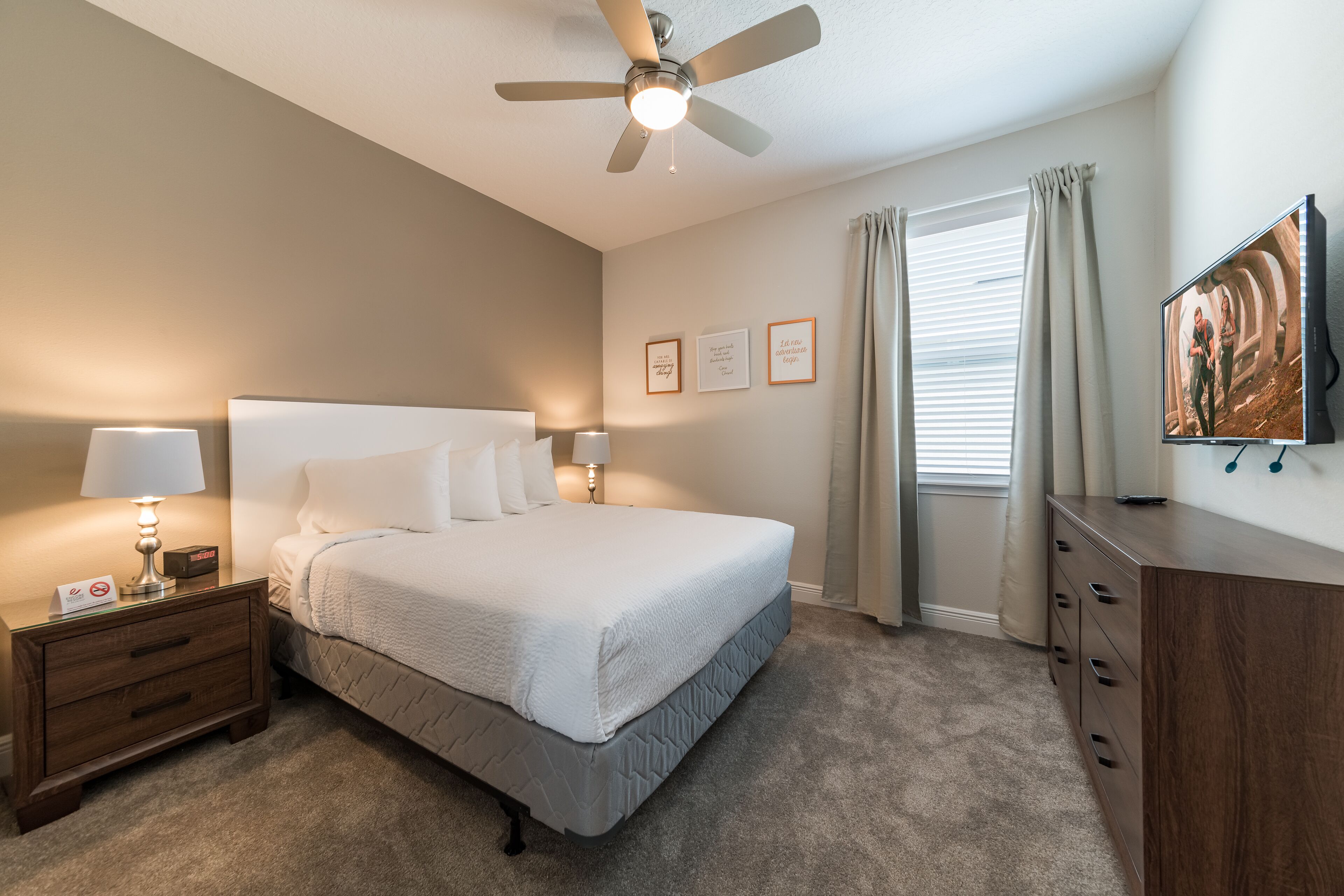 4 bedrooms, in-room safe, iron/ironing board, WiFi