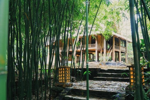 Ruahouse Hilltop  Nh sn / Chuong My Hanoi