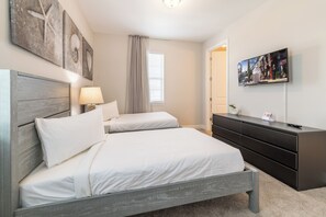 4 Schlafzimmer, Zimmersafe, Bügeleisen/Bügelbrett, kostenloses WLAN