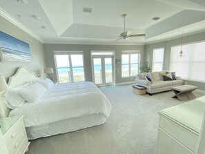 4 bedrooms, desk, iron/ironing board, travel crib