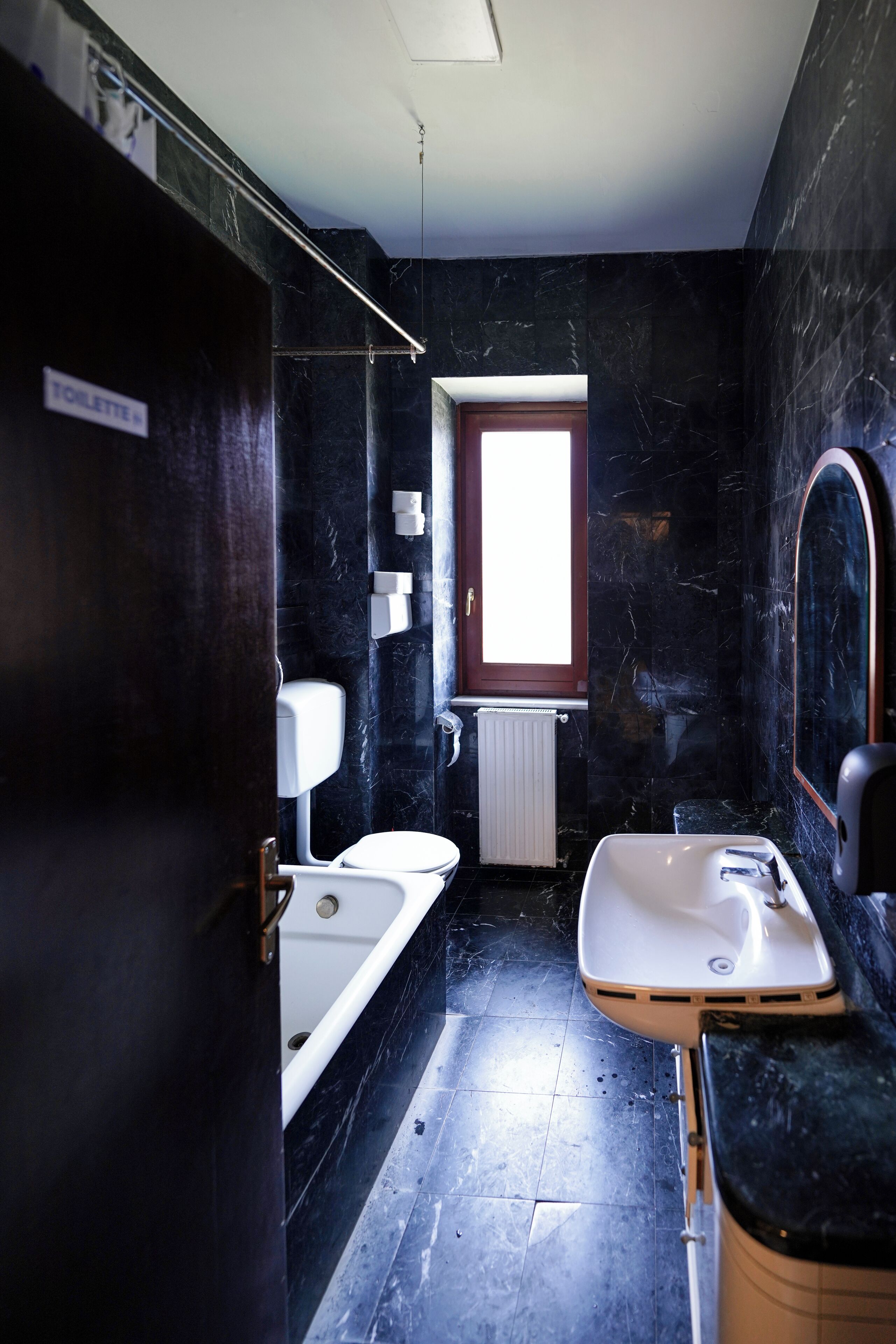 Photo - Los Mochileros Hostel - Age Limit 18-28