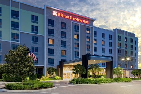Exterior. Hilton Garden Inn Homestead