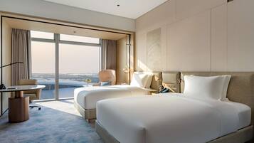 1 bedroom, minibar, in-room safe, desk